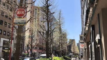 施設の入り口 / 15