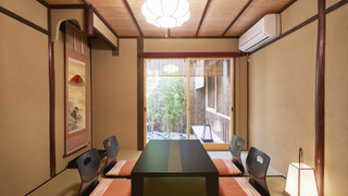 町屋　（ベッド + 布団）