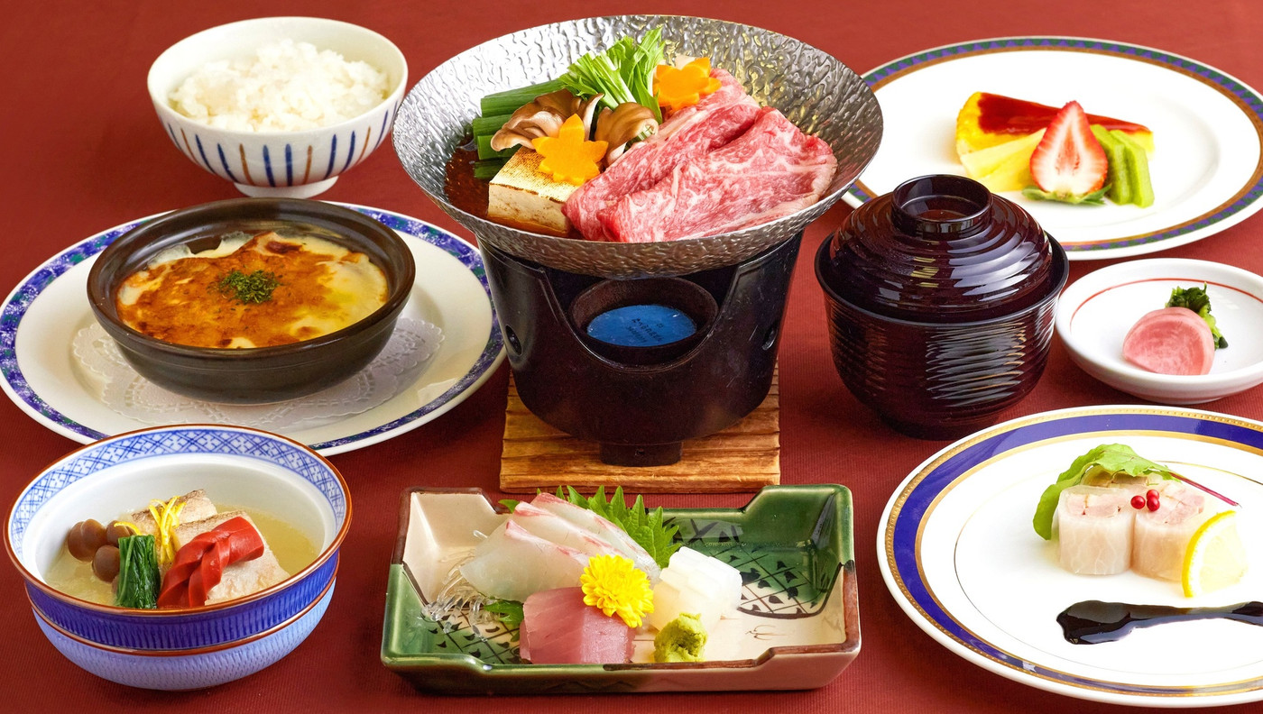 5. 透明なビーチに感動「奥琵琶湖マキノグランドパークホテル」4068058