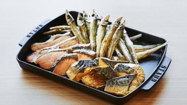 朝食ビュッフェ 焼き魚 / 4