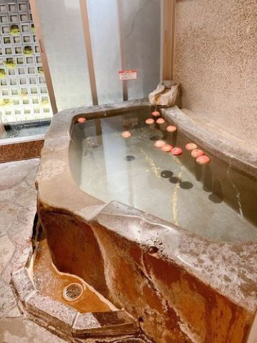 城崎温泉 湯楽 Yuraku Kinosaki Spa&Gardens(キノサキオンセン ユラク キノサキ スパアンドガーデンズ ) / 1