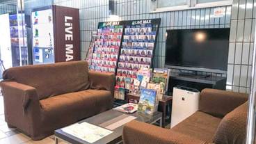 ロビー応接スペース / 4