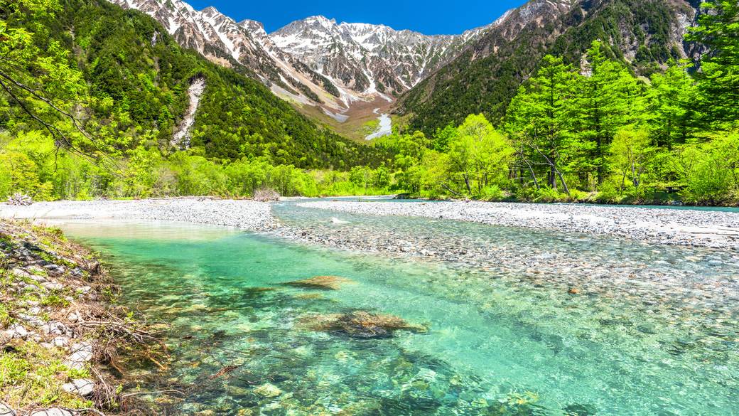 爽快な山岳リゾート
「上高地」を散策 / 2