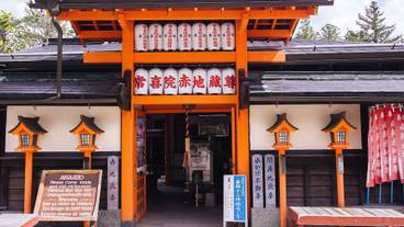 施設の入り口 / 9