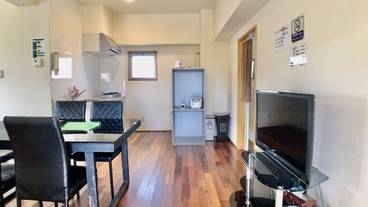 客室内のダイニングエリア / 27