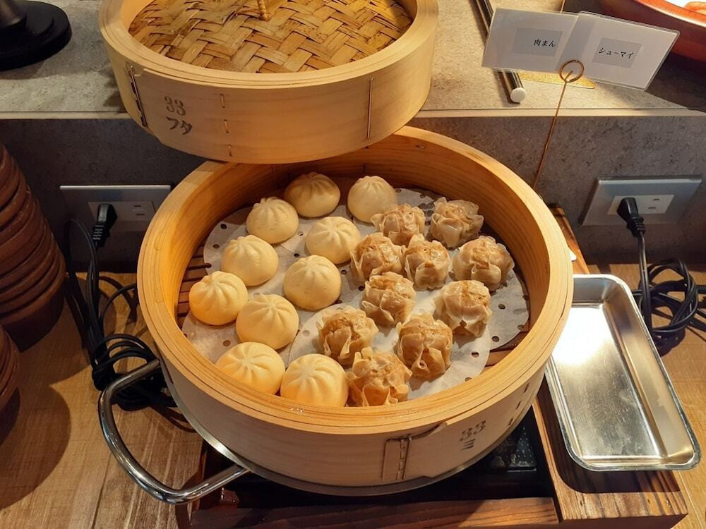 朝食