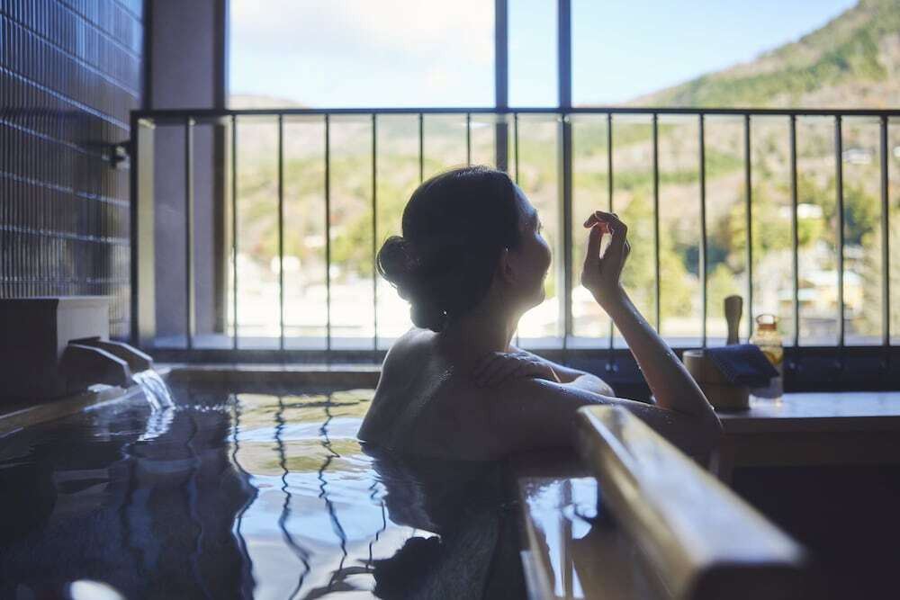 「強羅温泉」の絶景宿で、贅沢な景色に満たされて3930353