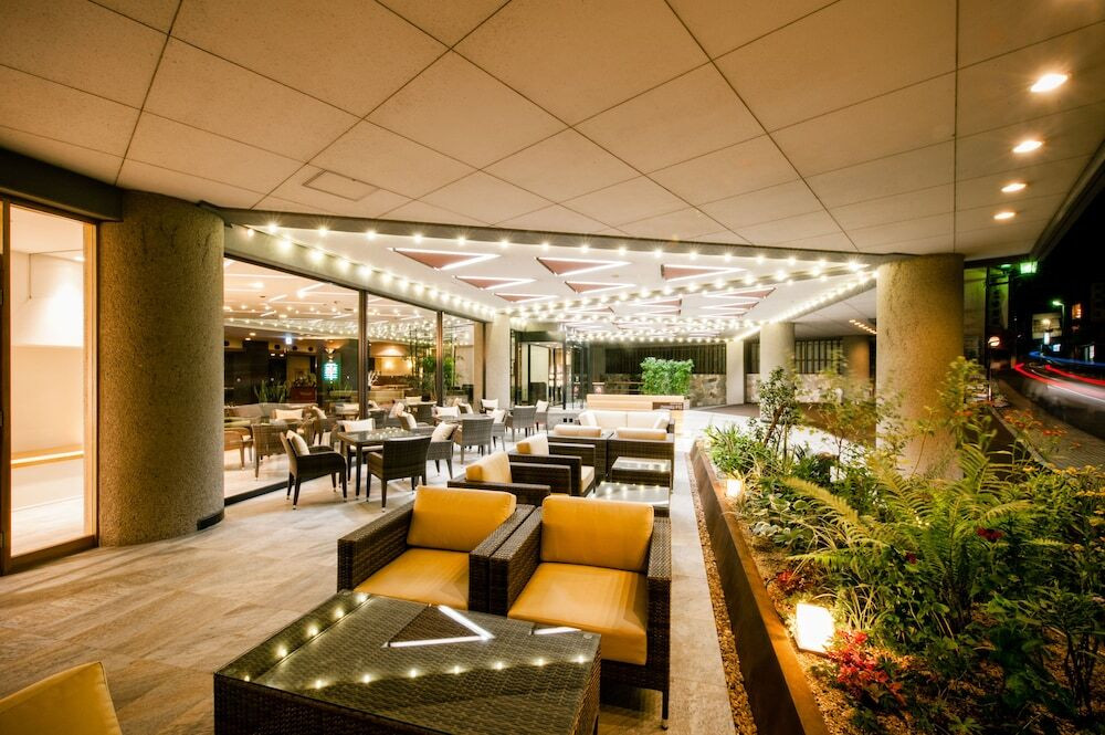 ロビーラウンジ