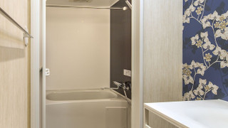 スーペリア トリプルルーム シングルベッド 3 台 バルコニー