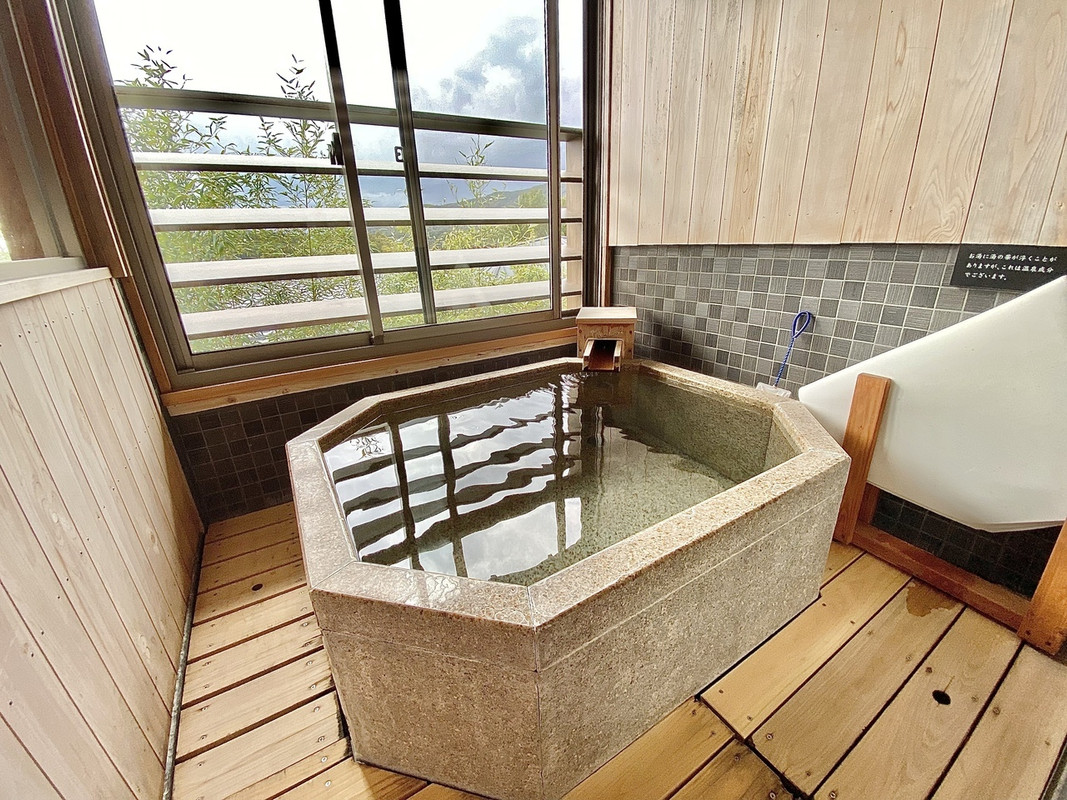 客室露天風呂 一例(1)