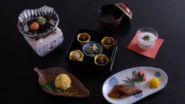 食事・飲み物 / 5