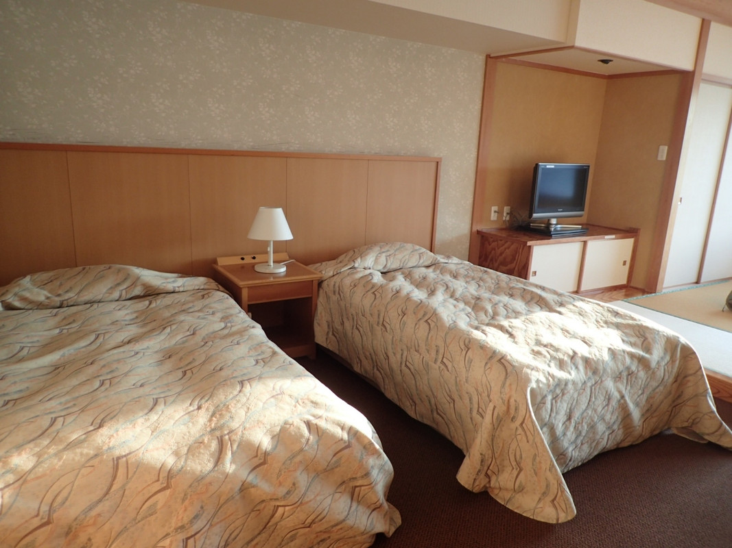 Twin Bed
