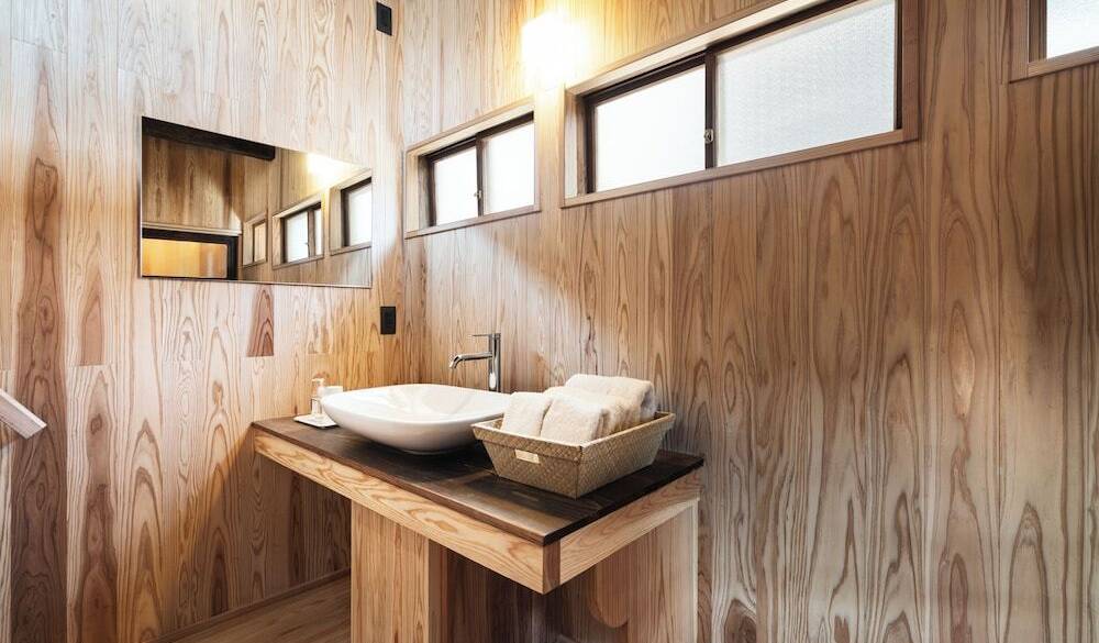 「煙」の洗面 / 4