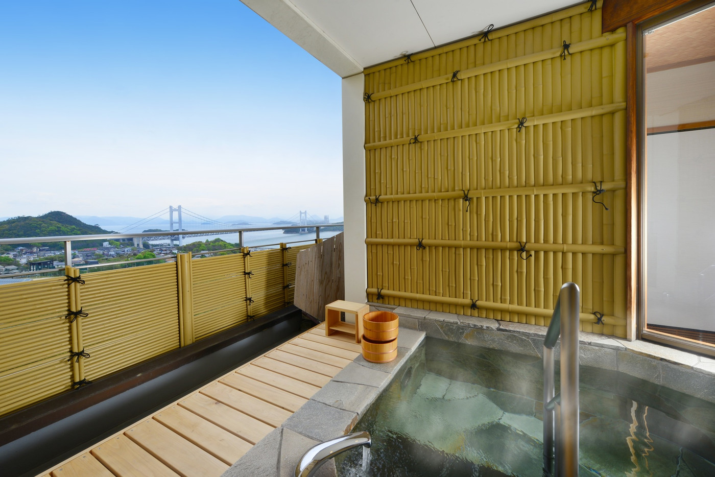 全室オーシャンビュー。瀬戸内の景勝地を一望する温泉リゾート4262830