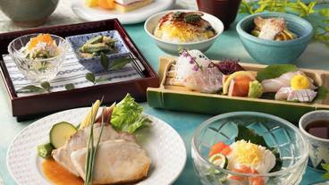 食事・飲み物 / 1