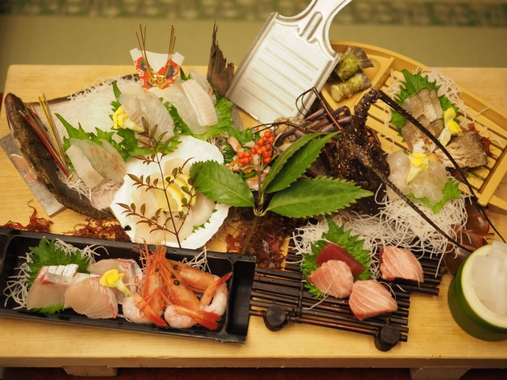 「湯の花亭」 料理 230723949 刺身盛り合わせ