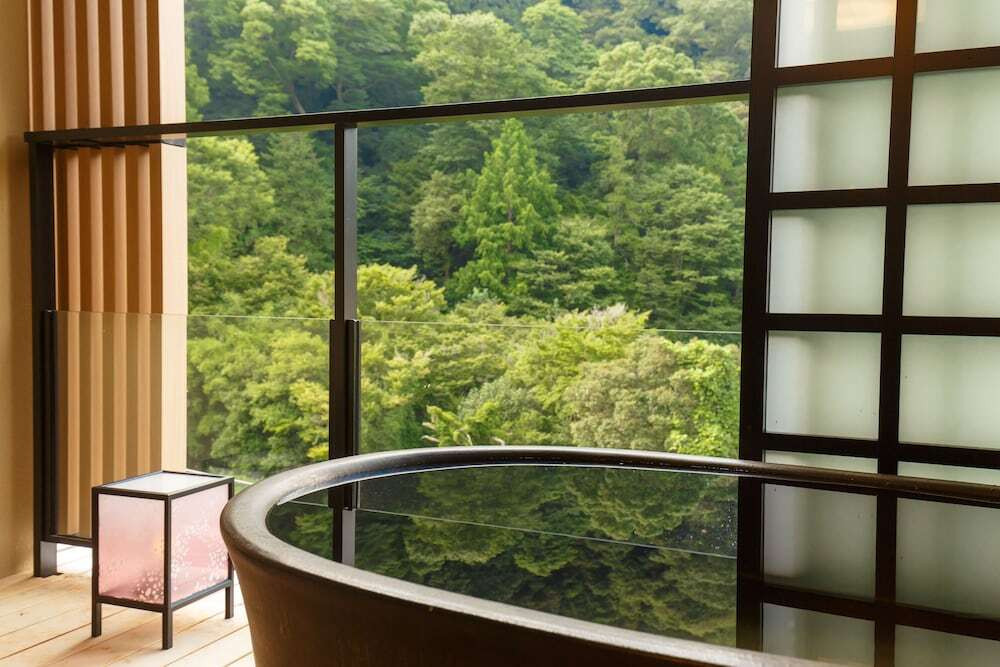 二人で行く箱根旅行はちょっとリッチに♪客室露天風呂でゆっくりしませんか？3436267