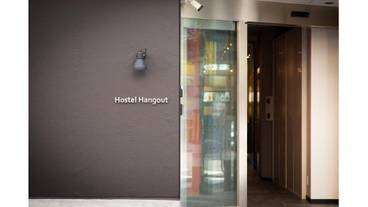 施設の入り口 / 15