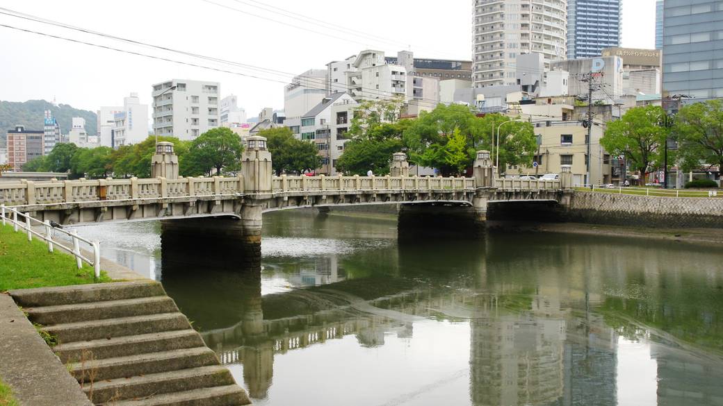 選奨土木遺産に選ばれた「雁木」 / 2