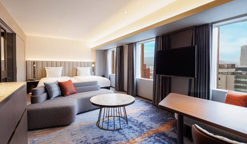 ジュニアスイートラグジュアリー / 2