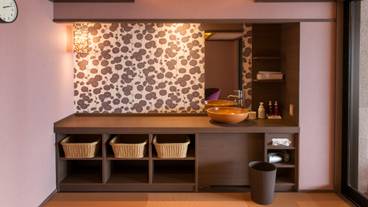 貸切露天風呂の脱衣所 / 8