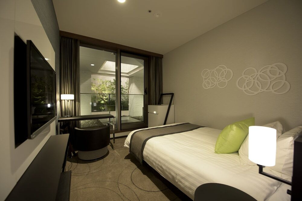 スタンダードダブル 夜のイメージ