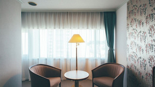 ツインルームダブルサイズベッド 2 台