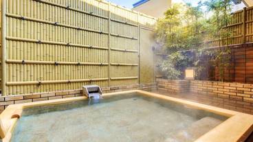 屋外スパ浴槽 / 3