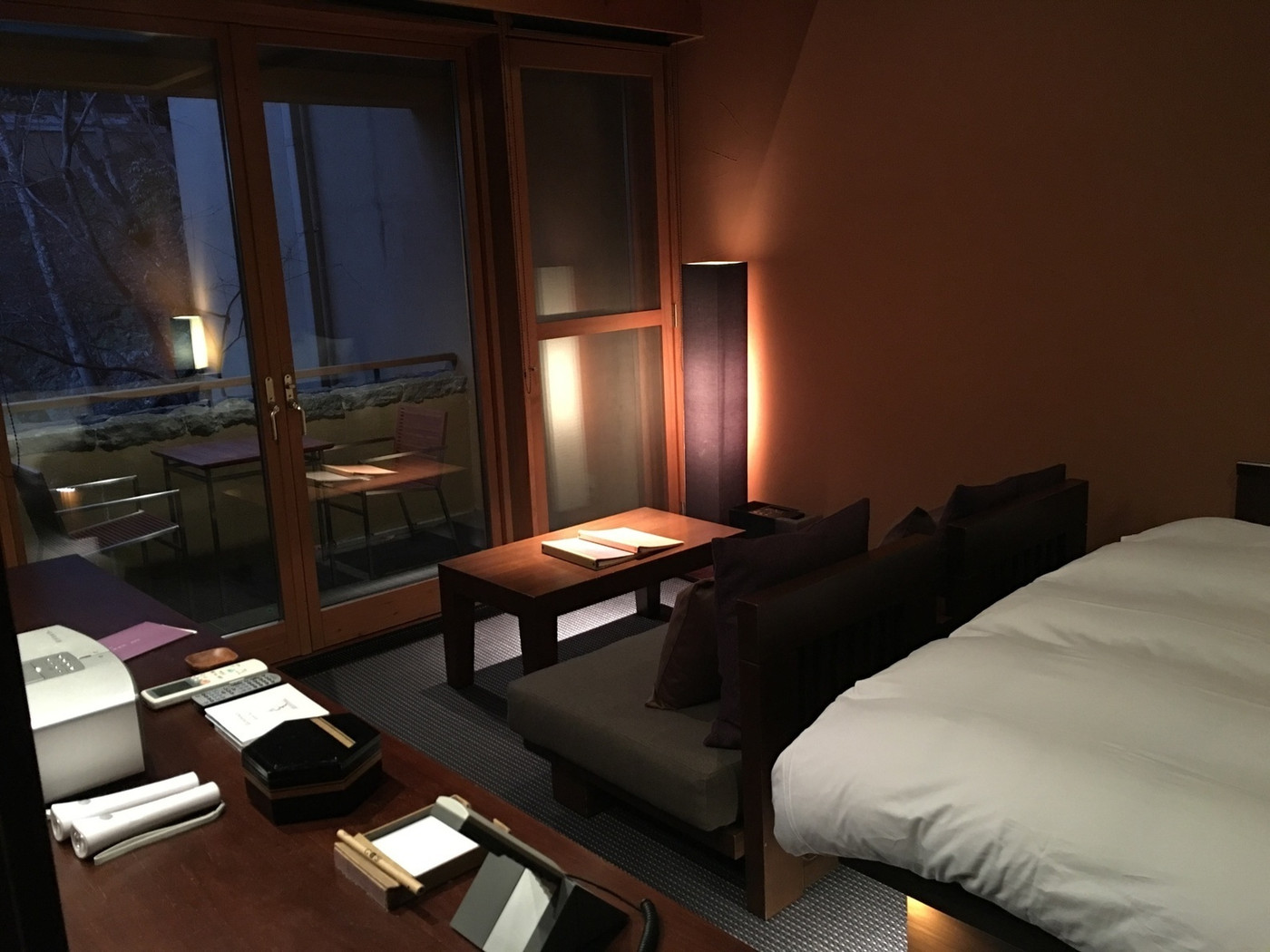 「星のや 軽井沢」その他 886974 シングルユース優待食事別 山路地の部屋 1階ダブル 37800円(税・サービス料込) 