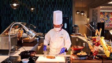 ディナーブッフェ・ライブキッチン / 2