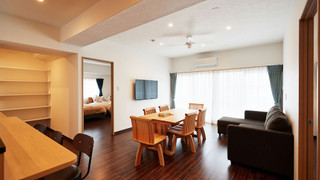 ロイヤル アパートメント