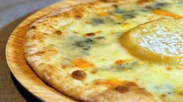 食事・飲み物 / 4