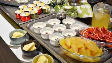 朝食ビュッフェ / 9