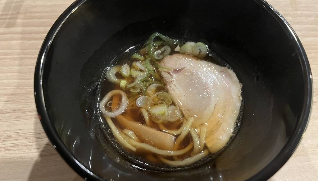 夕食ブッフェ ブラックラーメン / 4