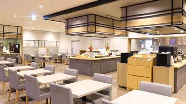 朝食スペース / 11