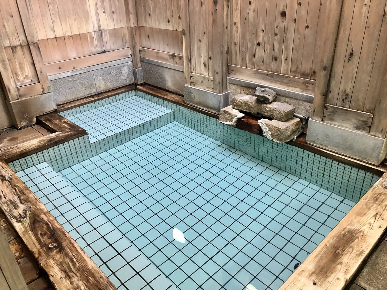 インスタ映え抜群のレトロ旅館でまったり「湯本旅館」3924090