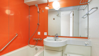 スタンダード ルーム クイーンベッド 1 台 禁煙