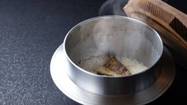 食事・飲み物 / 11