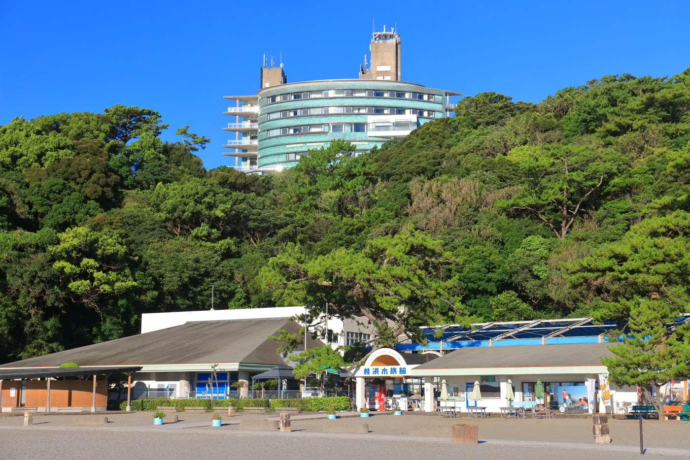 【高知県】快晴下の桂浜水族館と国民宿舎桂浜荘