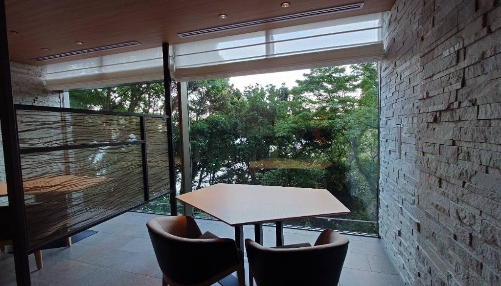 ダイニング 六つ喜／座席一例 / 2