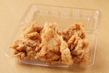 「ひろちゃんの札幌塩ザンギ 澄川本店」 料理 28906456 200グラム　５００円となります。