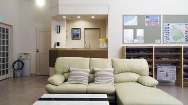 ロビー応接スペース / 3