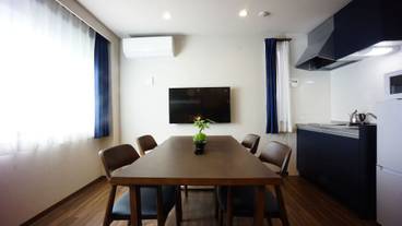 客室内のダイニングエリア / 19