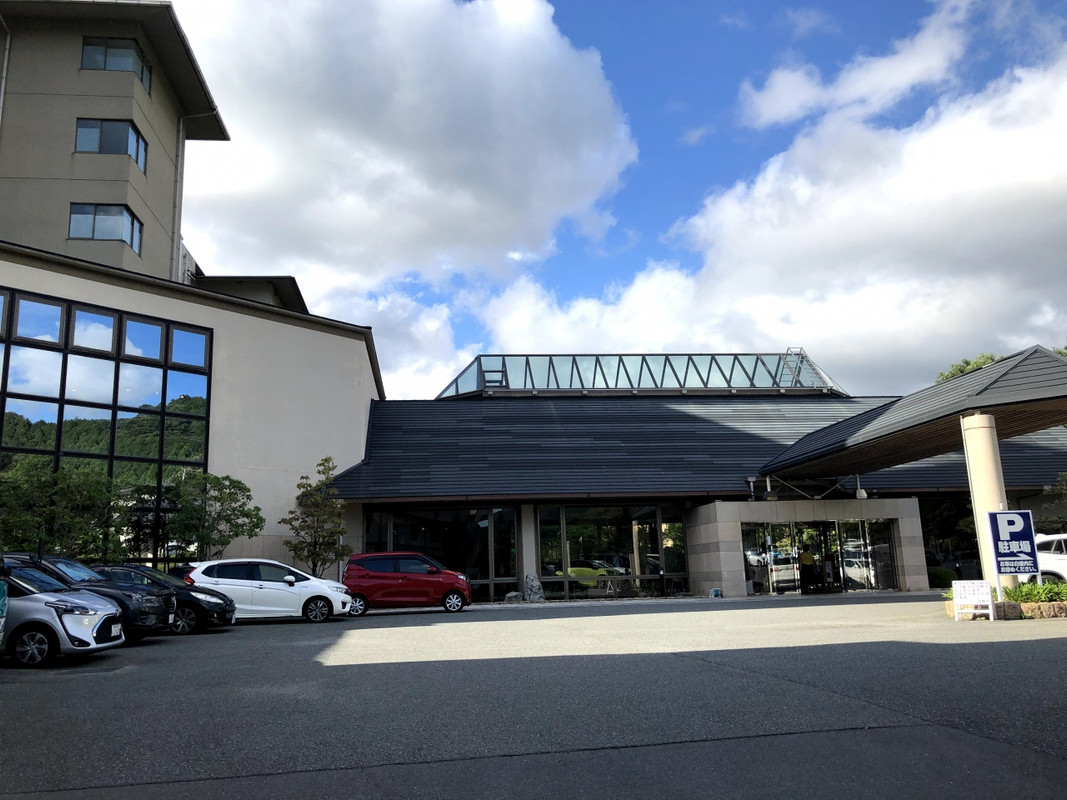 ホテル外観です。