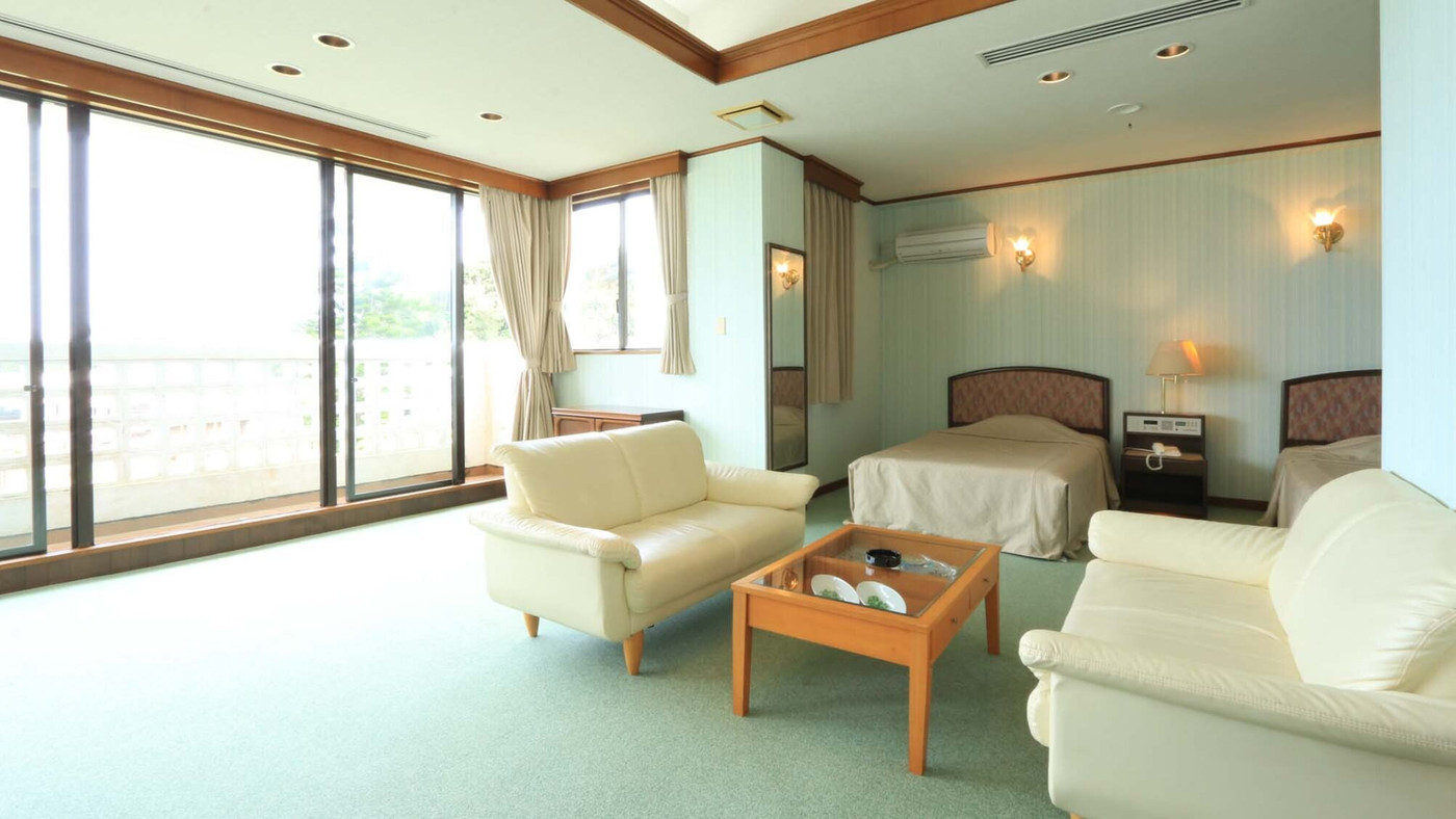 ウミガメと泳ぐ感動体験もできるアクティビティ満載3654321