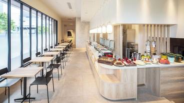 朝食スペース / 12