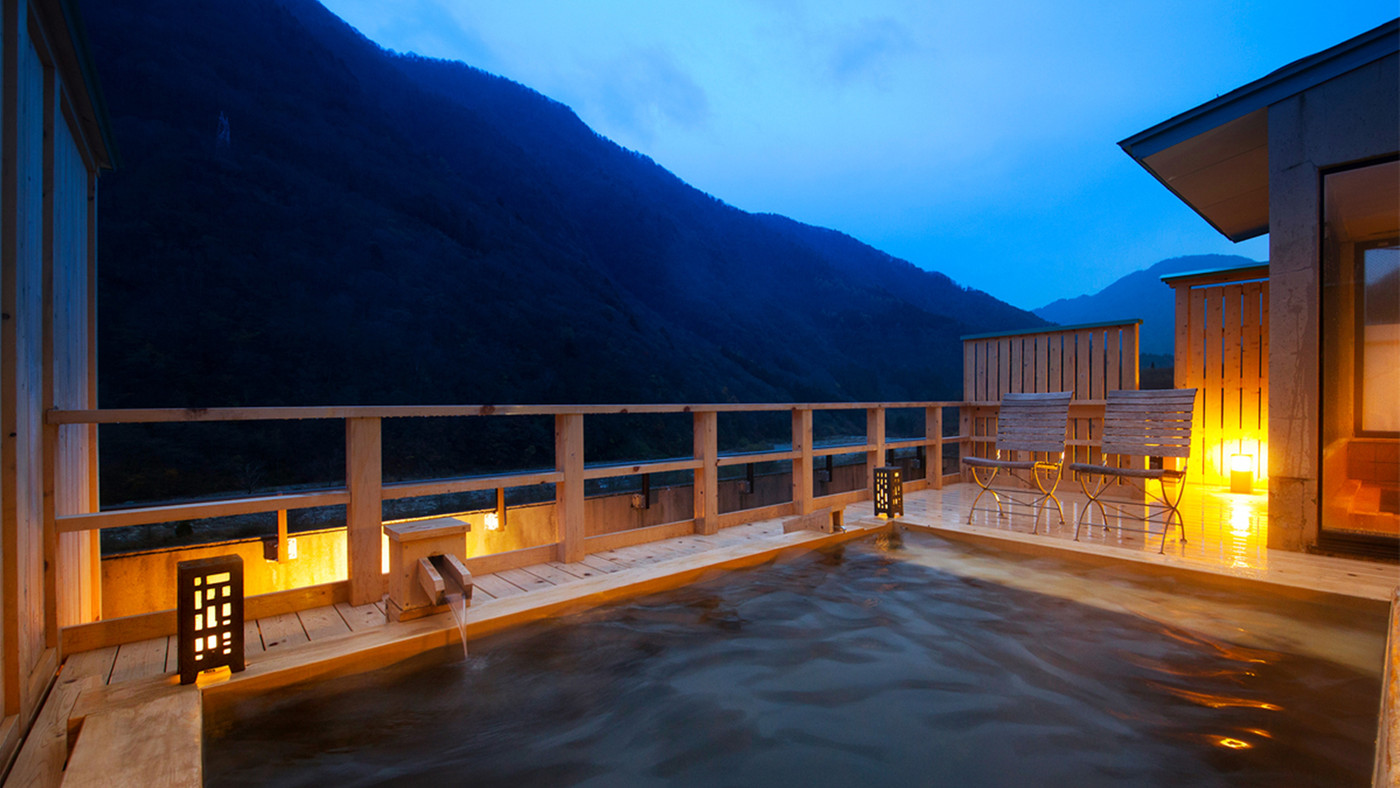 3.奥飛騨温泉郷 新穂高温泉 雪紫4025191