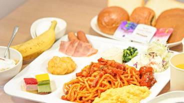 朝食ビュッフェ / 9