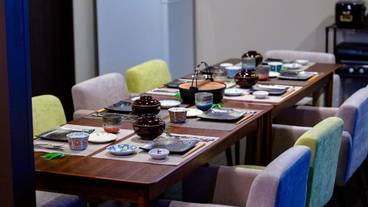 客室内のダイニングエリア / 34