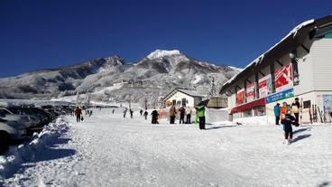 スノー スポーツとスキー / 2